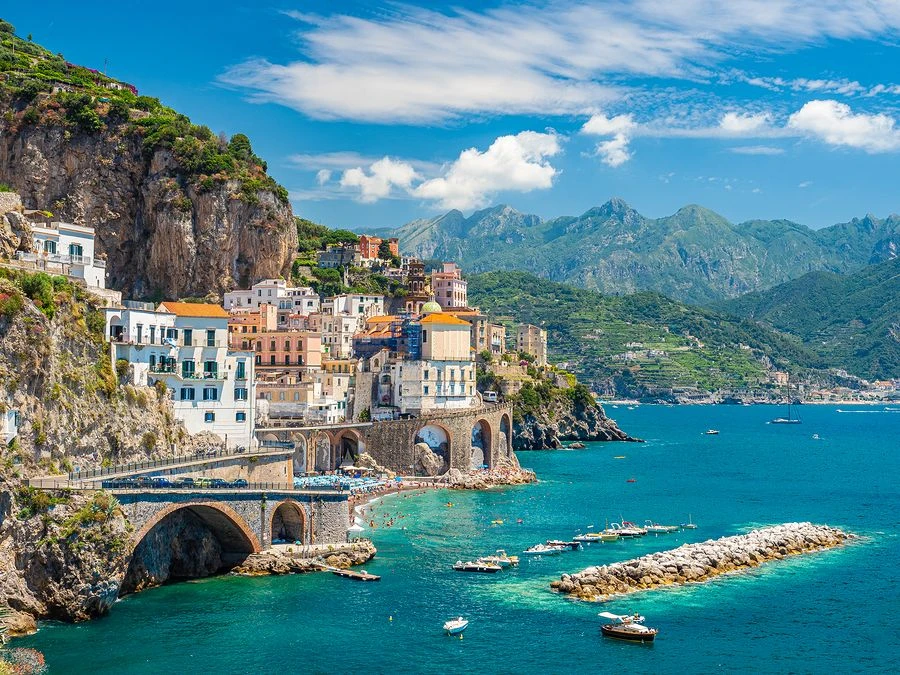Descubre las maravillas de la costa de Amalfi
