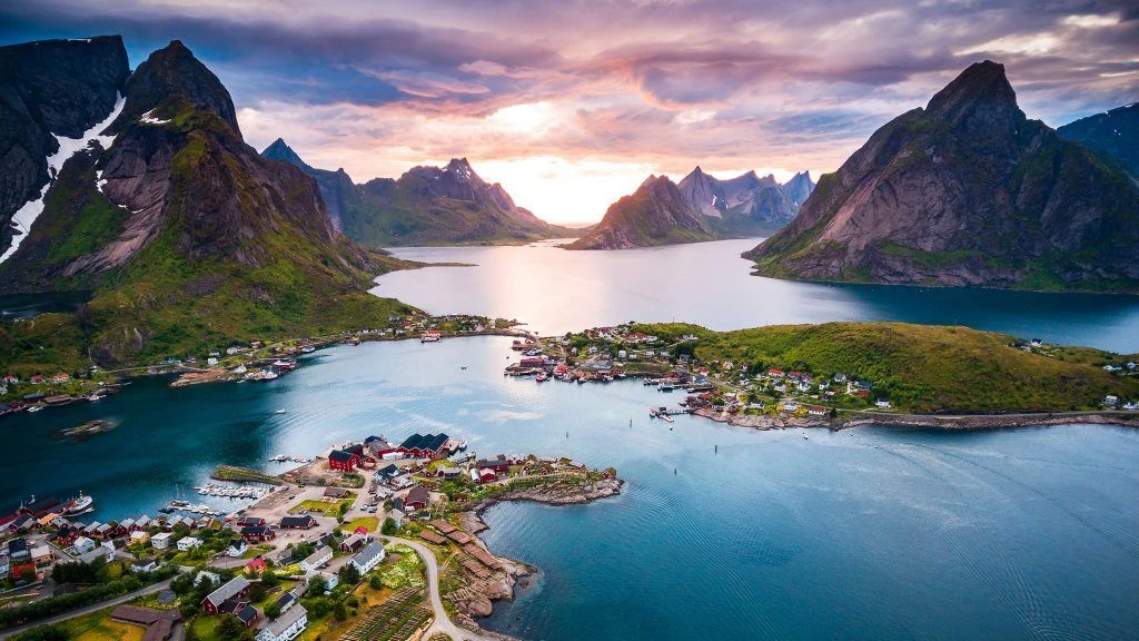 Explora la belleza surrealista de las Islas Lofoten en Noruega