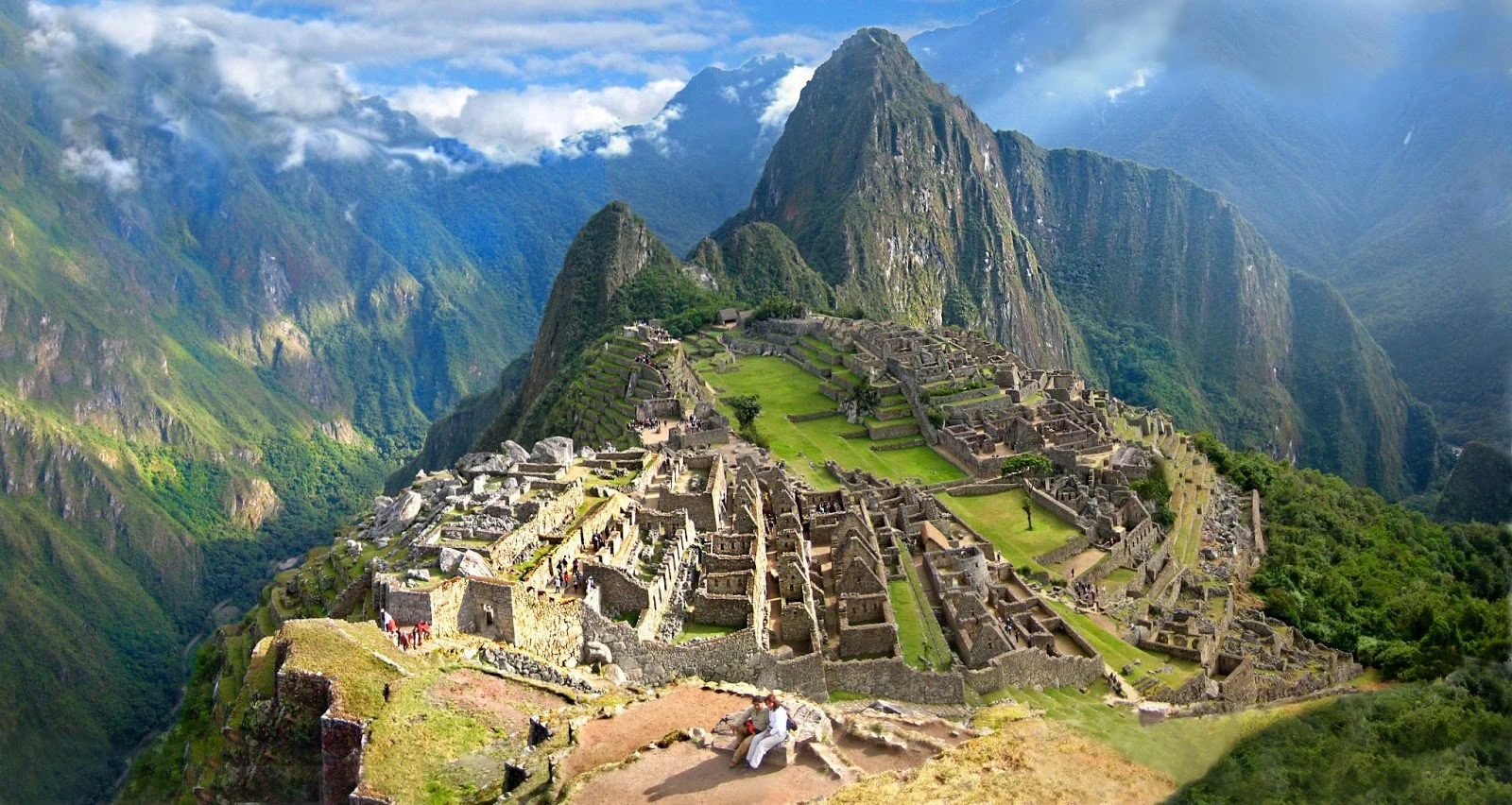 Descubre la belleza de Machu Picchu en Perú
