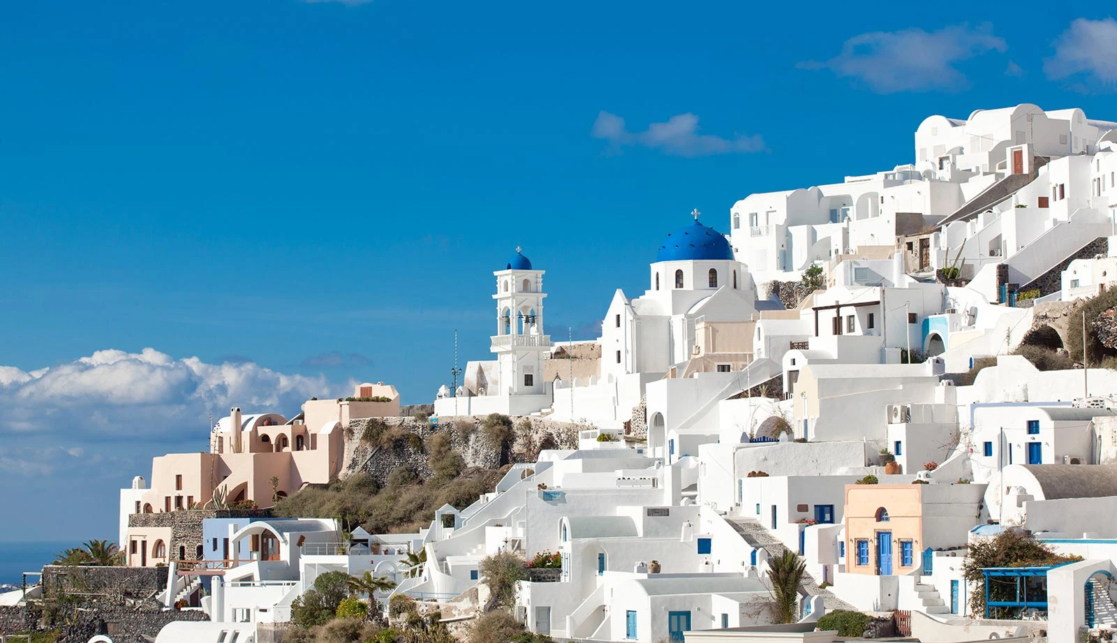 Descubre los encantos de Santorini: maravilla mediterránea