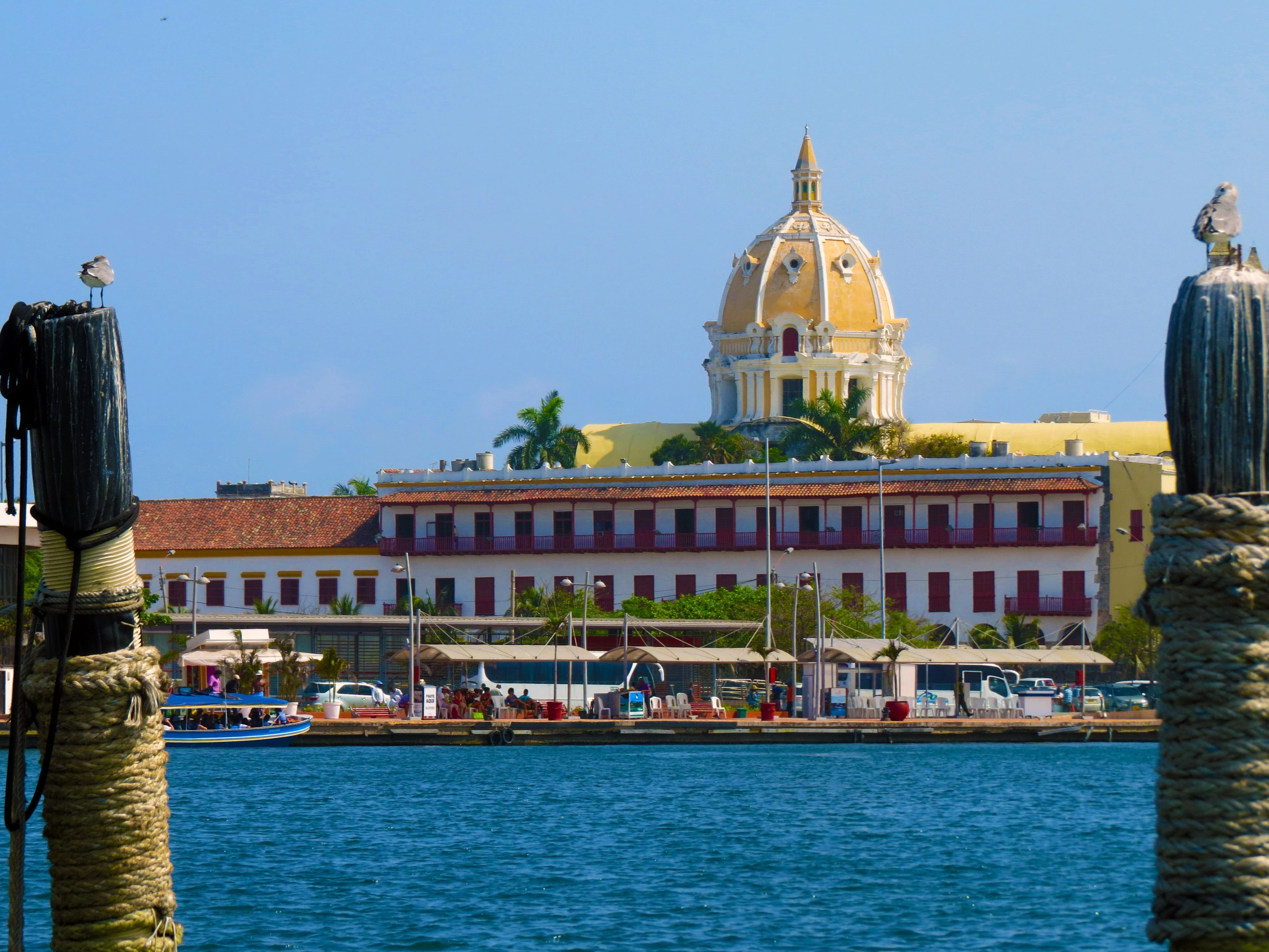 Cartagena de Indias: encanto histórico en el Caribe colombiano