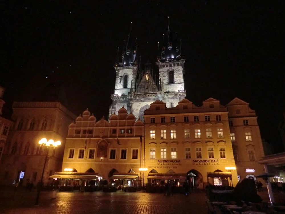 El encanto de Praga: una joya en el corazón de Europa