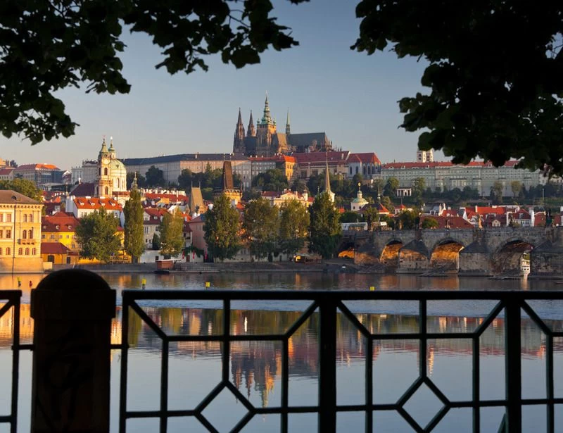 Explora la encantadora ciudad de Praga