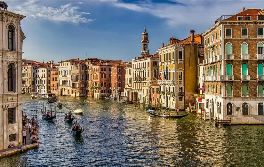 Descubre la bella ciudad de Venecia