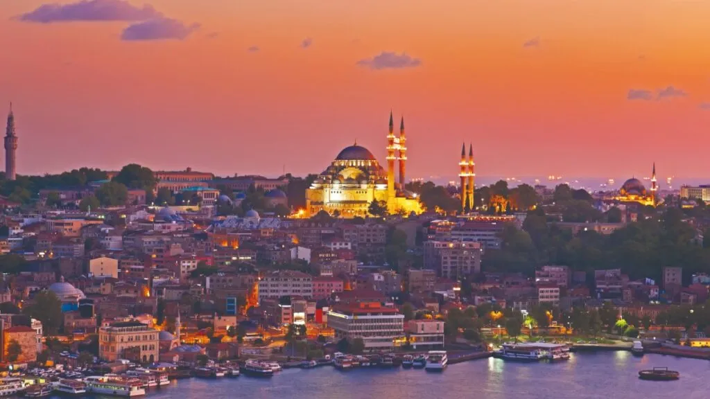 Descubre la fascinante ciudad de Estambul