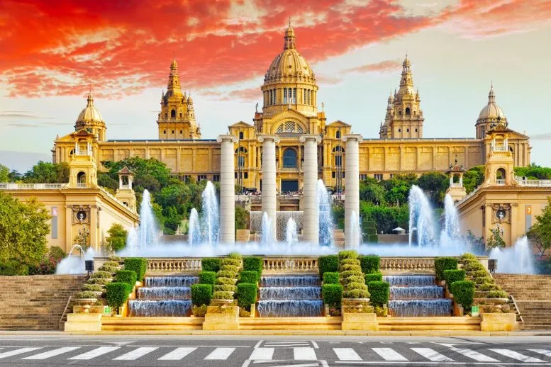 Explore la hermosa ciudad de Barcelona