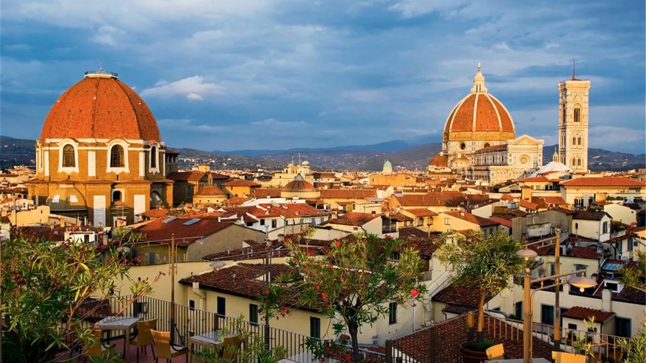 Explora la hermosa ciudad de Florencia