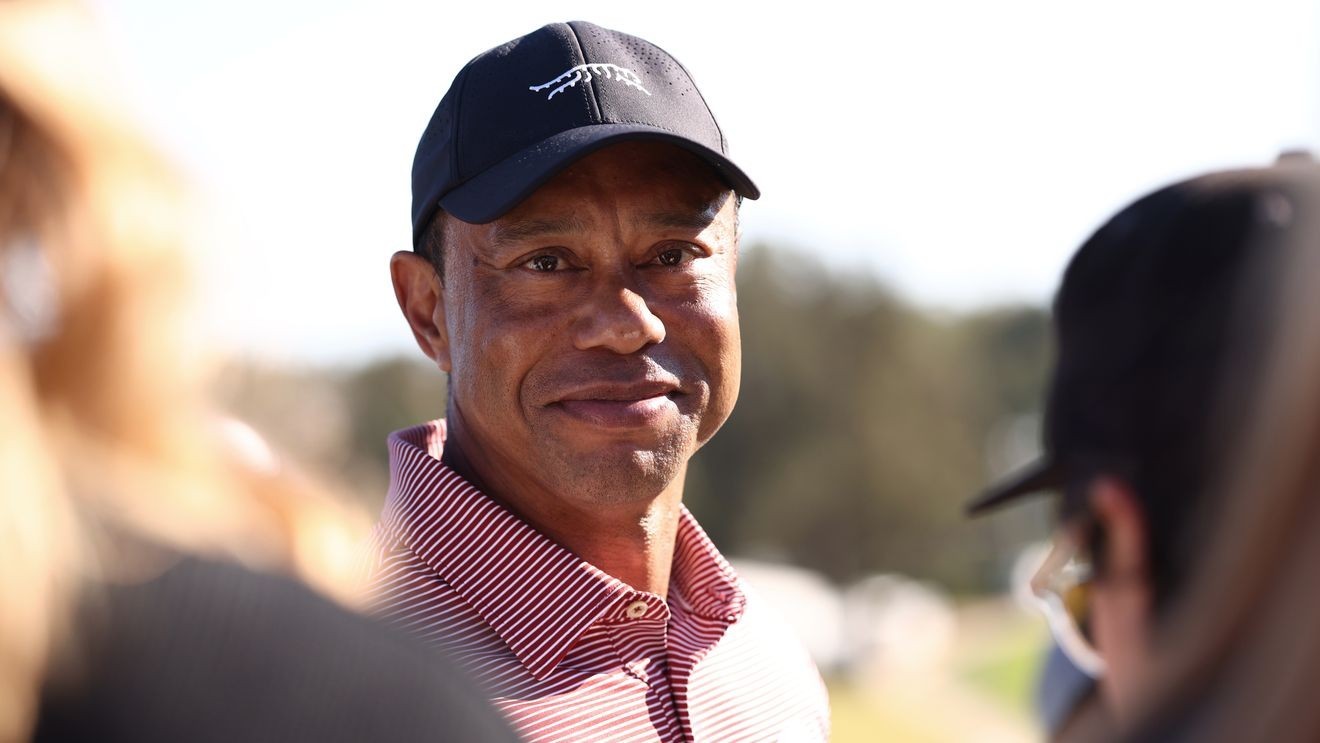 ¿Tiger Woods Envolvía en Un Accidente de Choque de Rollover en Jupiter Island? ¿Qué Dice la Verdad?