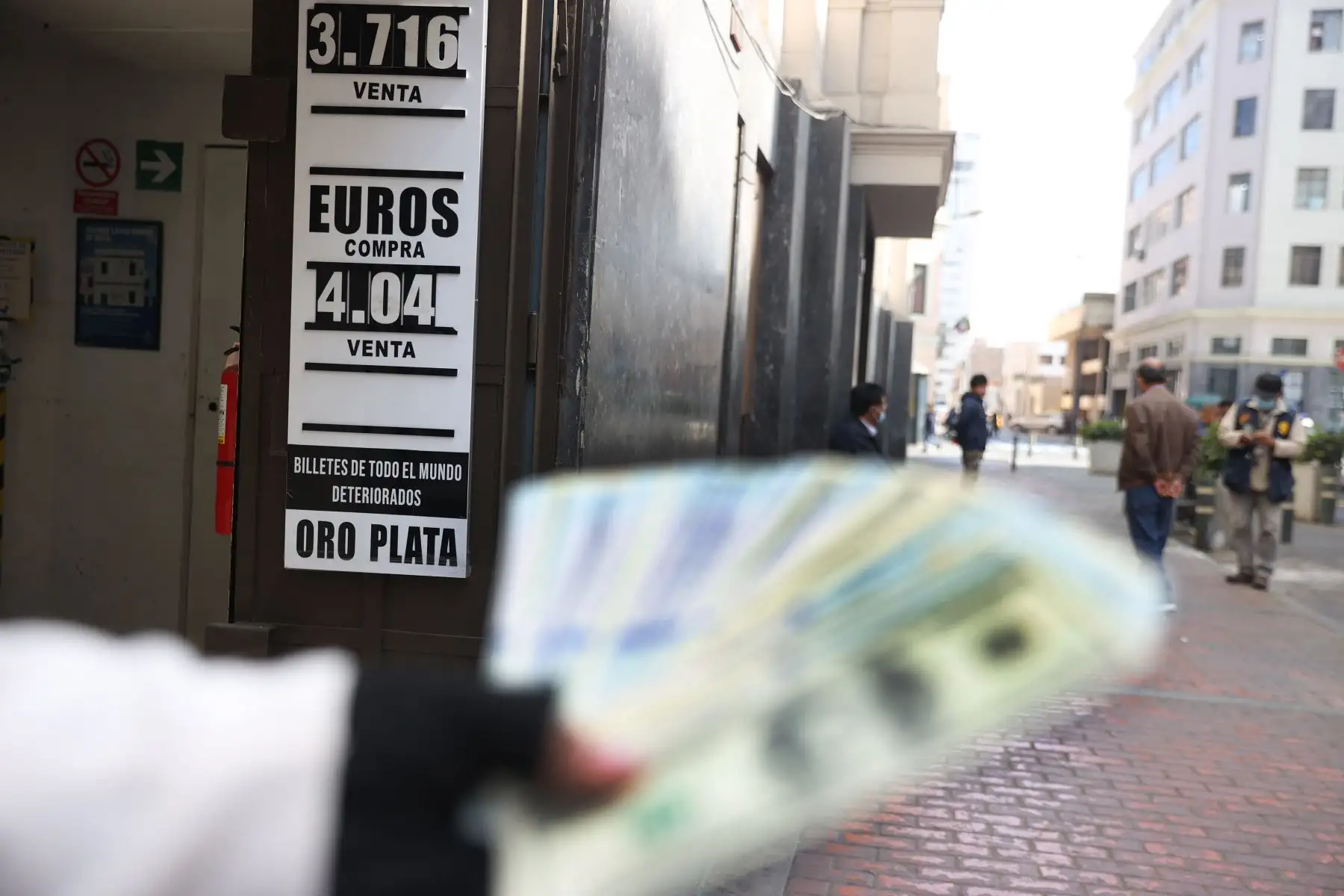 ¿Cuál es el precio del dólar hoy en Perú? Análisis del mercado y tendencias recientes