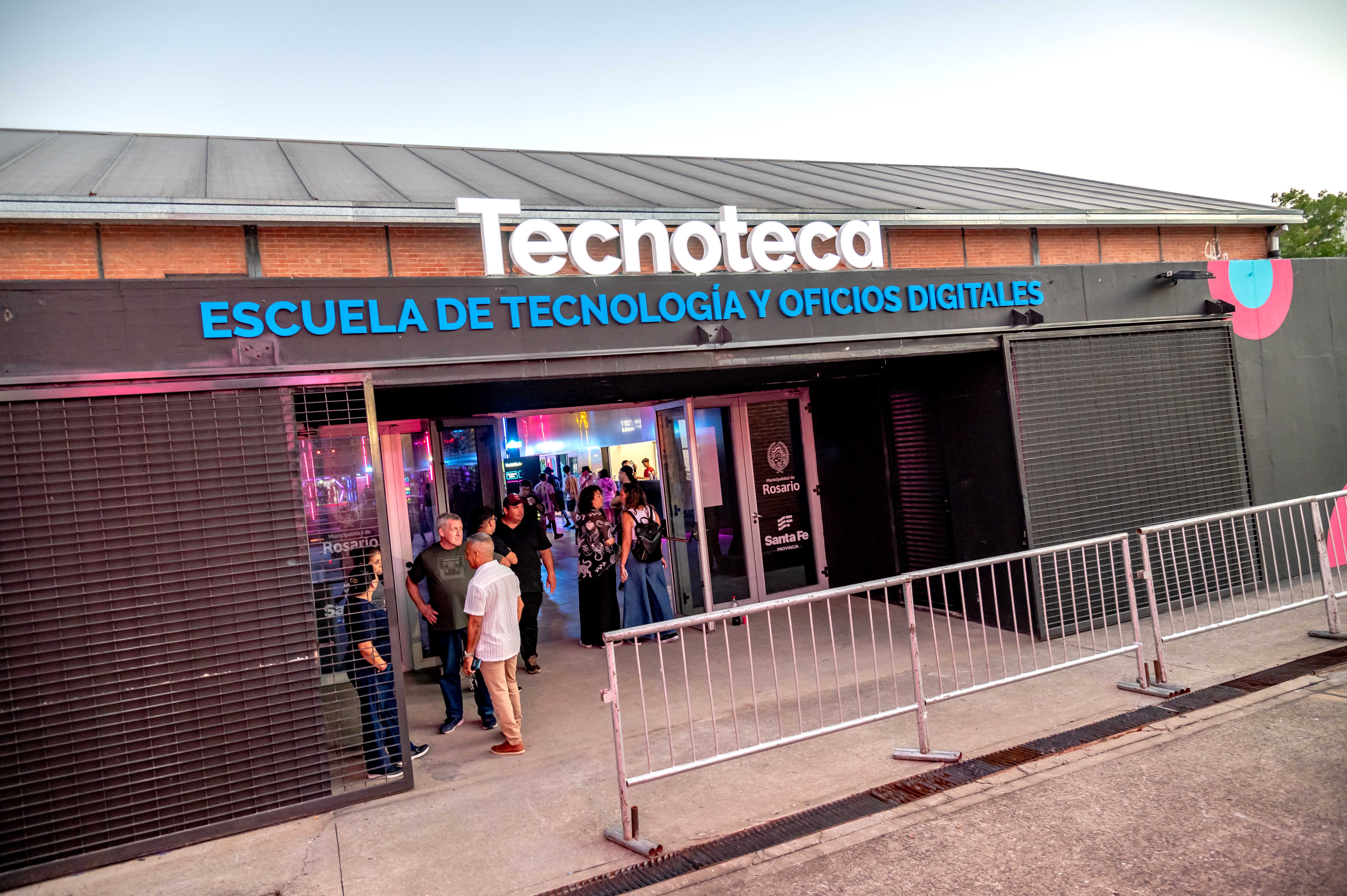 ¿Por qué la participación femenina en tecnología está creciendo en Argentina? El caso de Tecnoteca