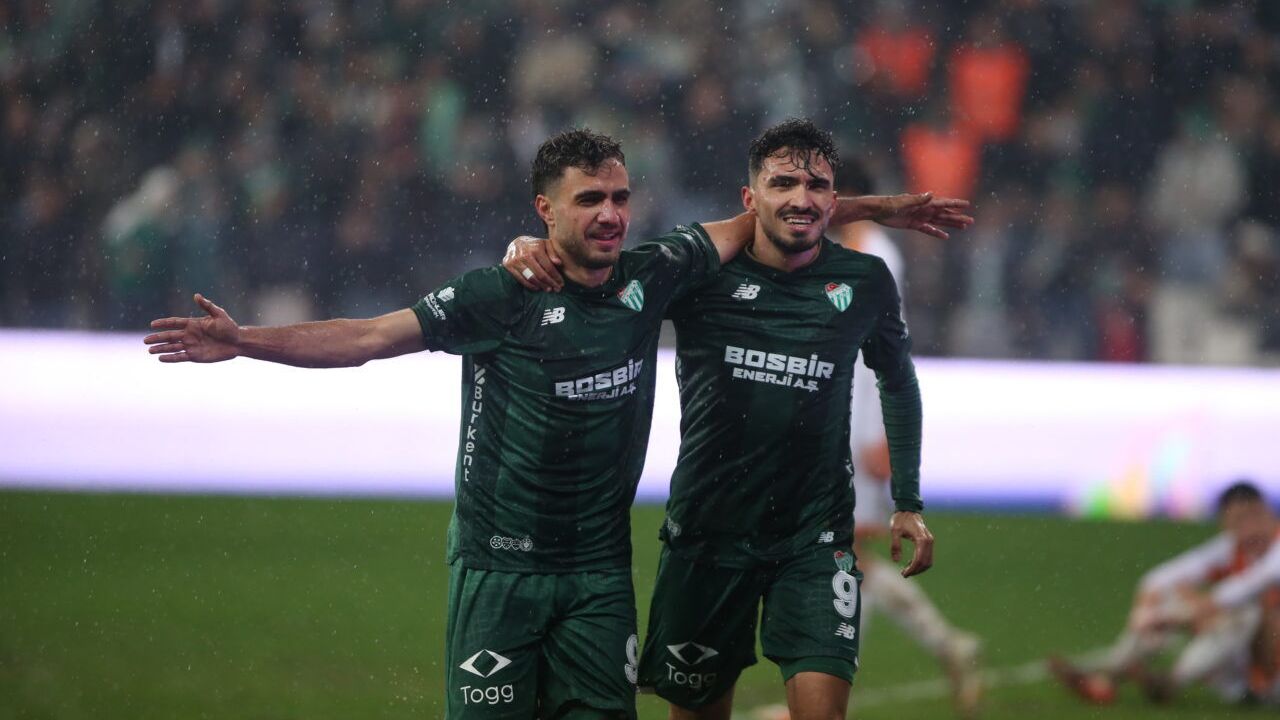 Bursaspor: A Batalha por uma Vaga no Campeonato Nacional